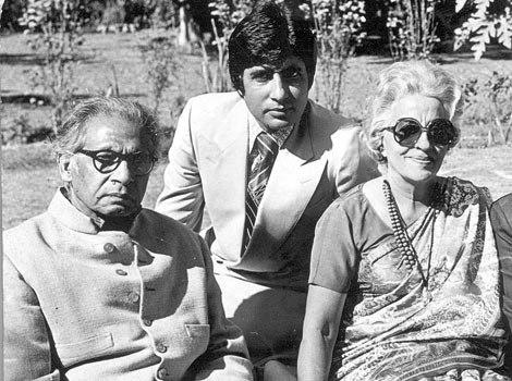 amitabh-bachan-wth-parents