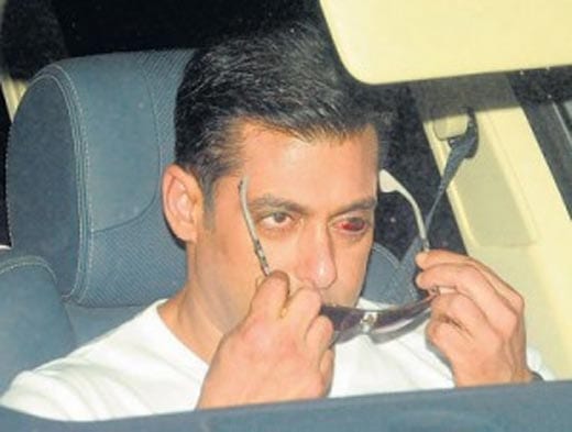 Salman Khan Red eye Photos3