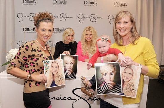 Jessica+Ashlee+Simpson+Visit+Dillard+International+galqXHsO-QDl