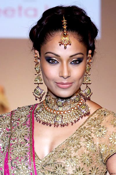 Bipasha Basu is Highest Paid Actresses in Bollywood