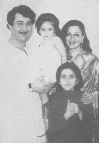 Randhir Kapoor, Babita, Kareena Kapoor & Karishma Kapoor