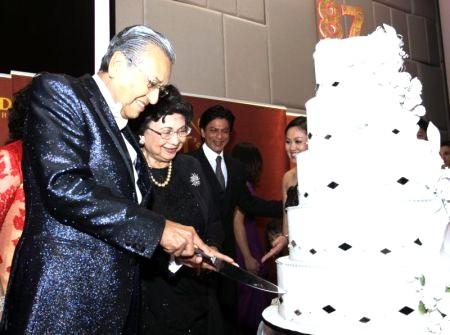 Shah Rukh Khan at Former Malaysian Prime Minister's Birthday Celebrations