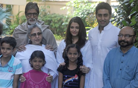 Aishwarya Rai Bachchan, Abhishek Bachchan, Jaya Bhaduri-Bachchan, Amitabh Bachchan at a Press Conference in Mumbai