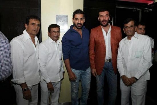 Priyanka Chopra, John Abraham, Deepika Padukone, Saif Ali Khan, Jacqueline Fernandez, Bipasha Basu, Genelia, Riteish & Harman Baweja at Race 2 Screening