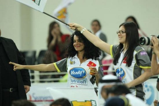 Salman Khan, Sohail Khan, Nargis Fakhri, Chitrangada Singh, Kangana Ranaut, Sunil Shetty at CCL3 Match in Dubai