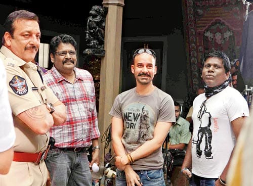 Sanjay Dutt on the Sets of Policegiri