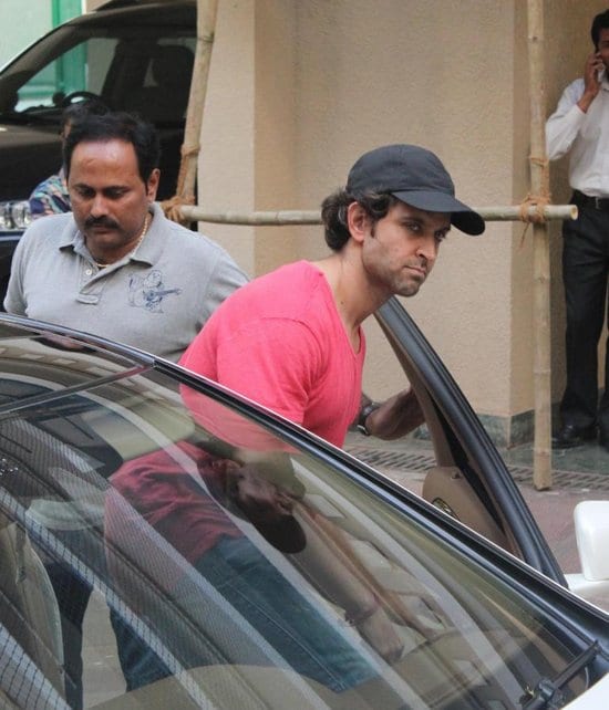 Hrithik Roshan Spotted at Sanjay Dutt's Residence