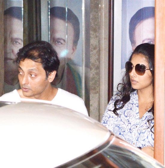 Ranbir Kapoor, Farhan Akhtar and Vidya Balan Visit Sanjay Dutt at his House