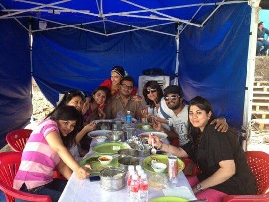 Shah Rukh Khan and Deepika Padukone Spotted on the sets of Chennai Express