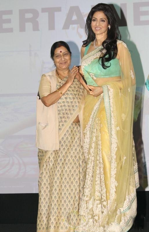 Kareena Kapoor and Sridevi at the NDTV Indian of the Year Ceremony