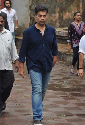 Shah Rukh Khan, Karan Johar, Ranbir Kapoor, Ranveer Singh, Manish Malhotra, Puneet Malhotra and Deepika Padukone at Priyanka Chopra' Father Funeral