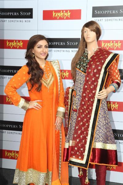 Soha Ali Khan at a Salwar Kameez and Kurti Festival