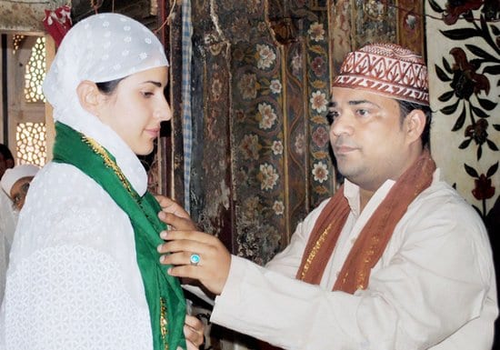 Katrina Kaif Spotted at Salim Chishti's Dargah