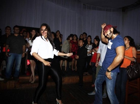 Ranveer Singh, Sonakshi Sinha, Shahid Kapoor and Zayed Khan at the Success Party of Lootera