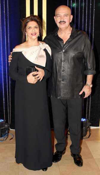 Rakesh Roshan and Pinky at Rakesh Roshan's Birthday Celebrations