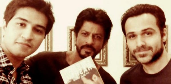 Emraan Hashmi gives a copy of his book to Shah Rukh Khan