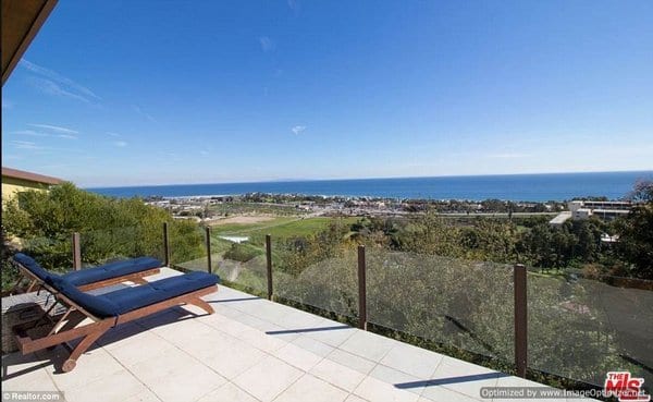 Celebrity Homes- Robert Downey Jr and his Malibu Mansion